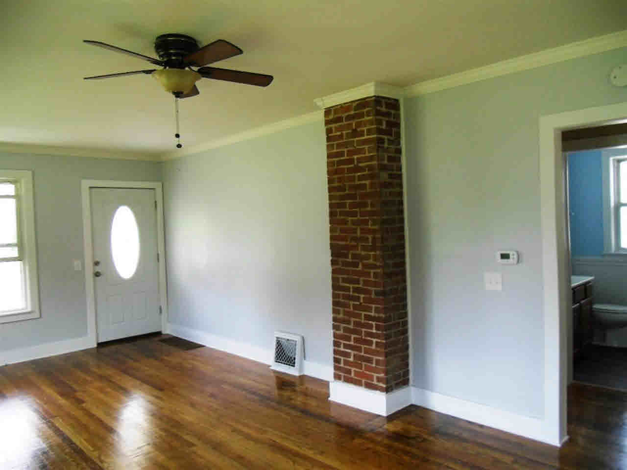 1501 S Main St, Kendallville, IN 46755 photo 10