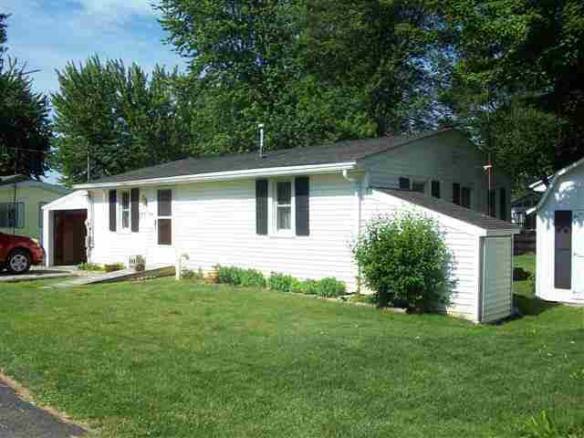 7210 S 175 E, Wolcottville, IN 46795 photo 2