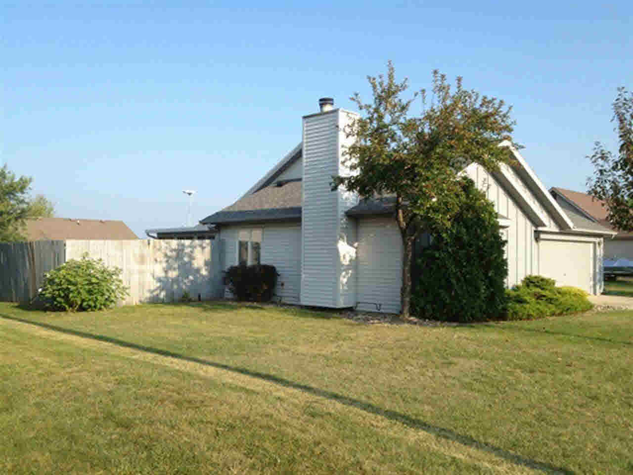 205 Knoll Ridge Blvd, Kendallville, IN 46755 photo 3