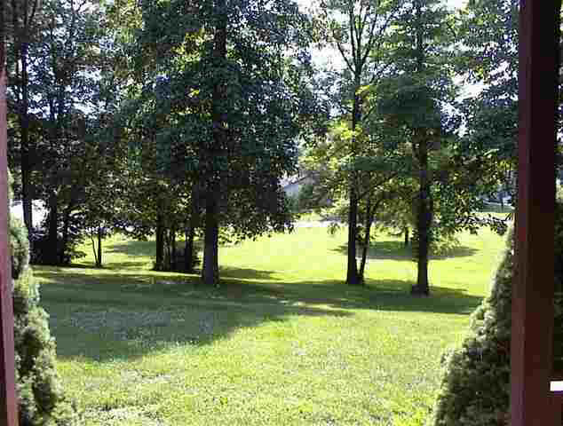 8673 E Circle Dr, Kendallville, IN 46755 photo 6