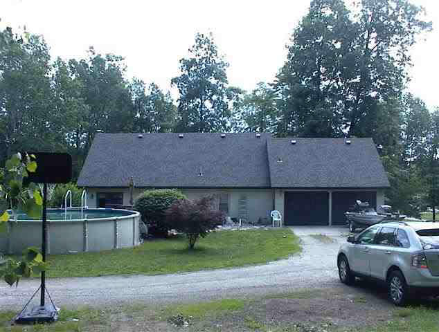 8673 E Circle Dr, Kendallville, IN 46755 photo 4
