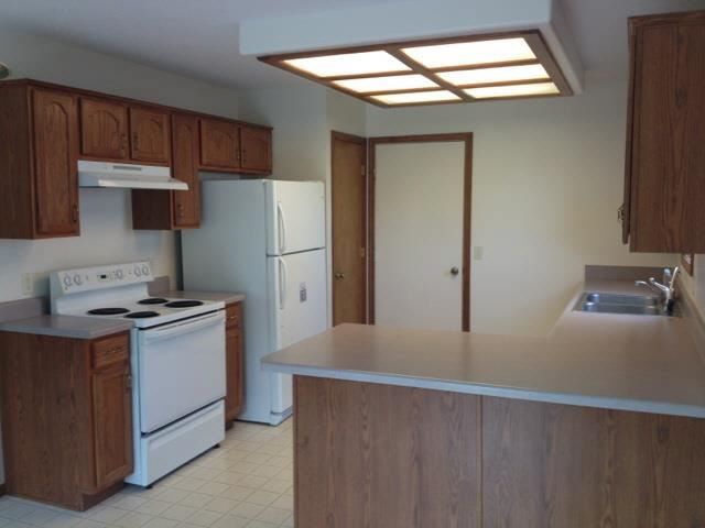 423 Old Bog Rd, Avilla, IN 46710 photo 10
