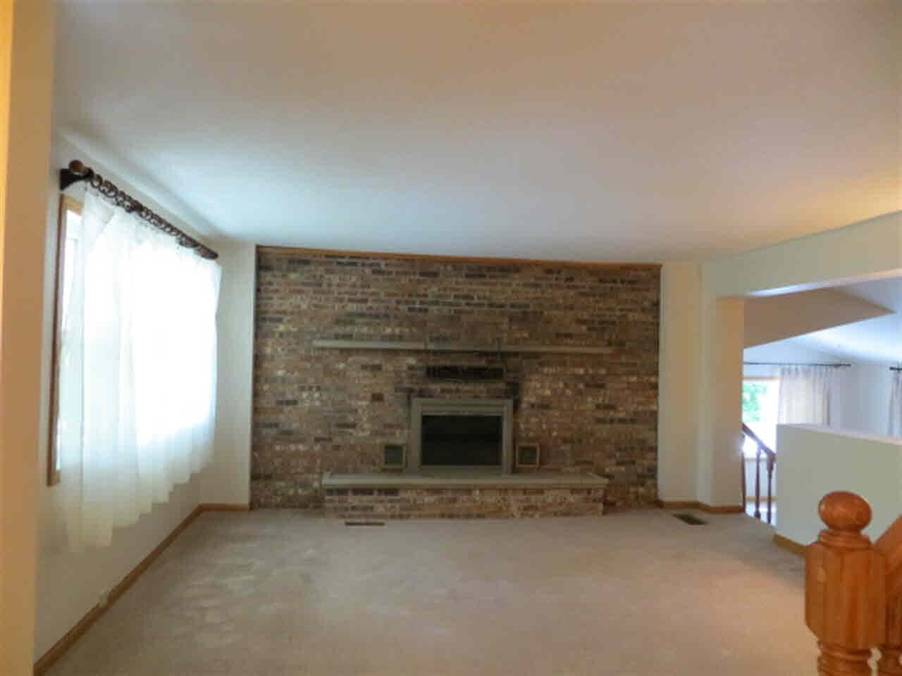 5071 E 850 N, Kendallville, IN 46755 photo 2