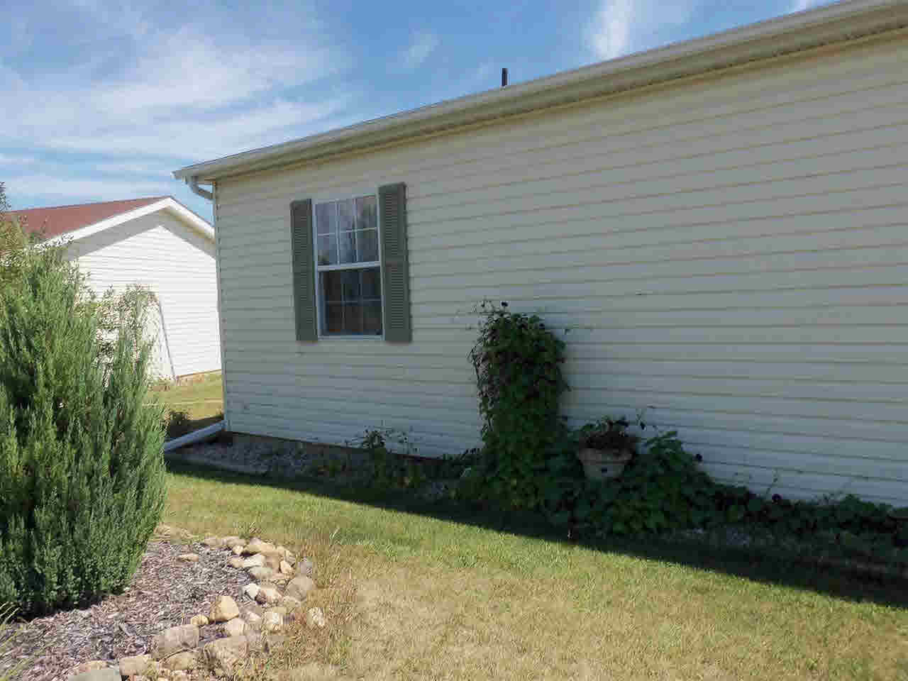 3943 County Road 61, Butler, IN 46721 photo 25