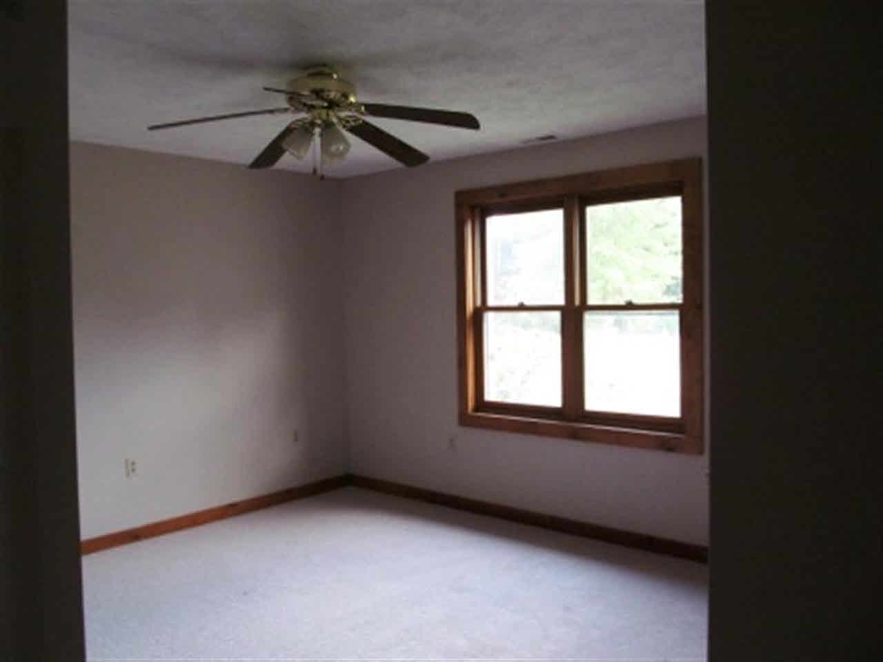 330 N Long Lake Rd, Albion, IN 46701 photo 7
