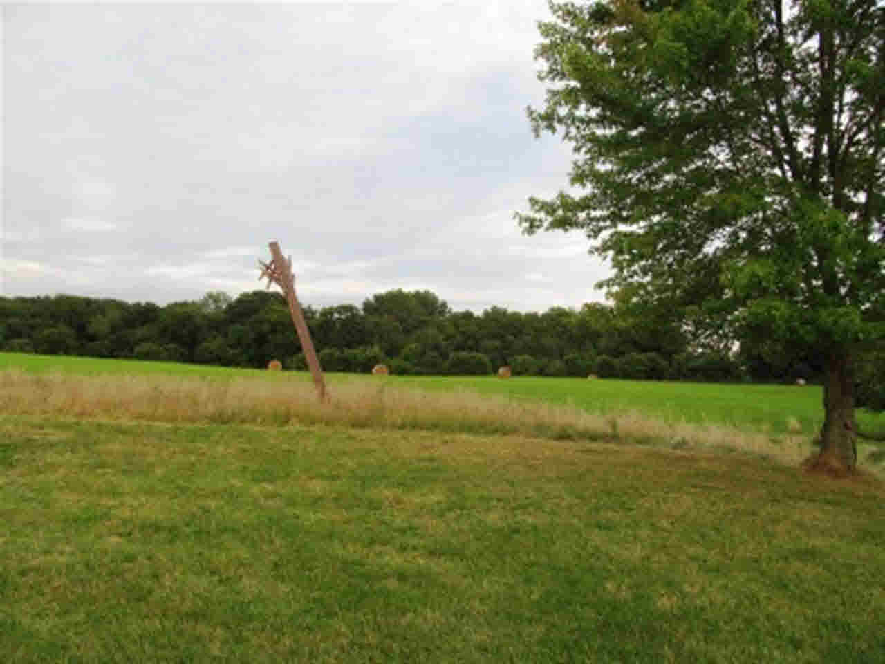 330 N Long Lake Rd, Albion, IN 46701 photo 17