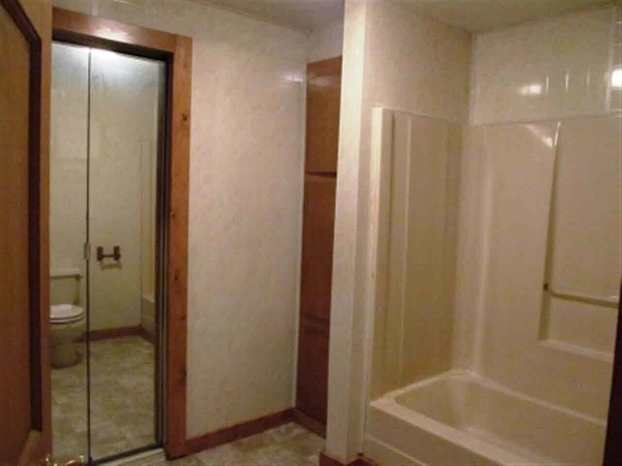330 N Long Lake Rd, Albion, IN 46701 photo 15