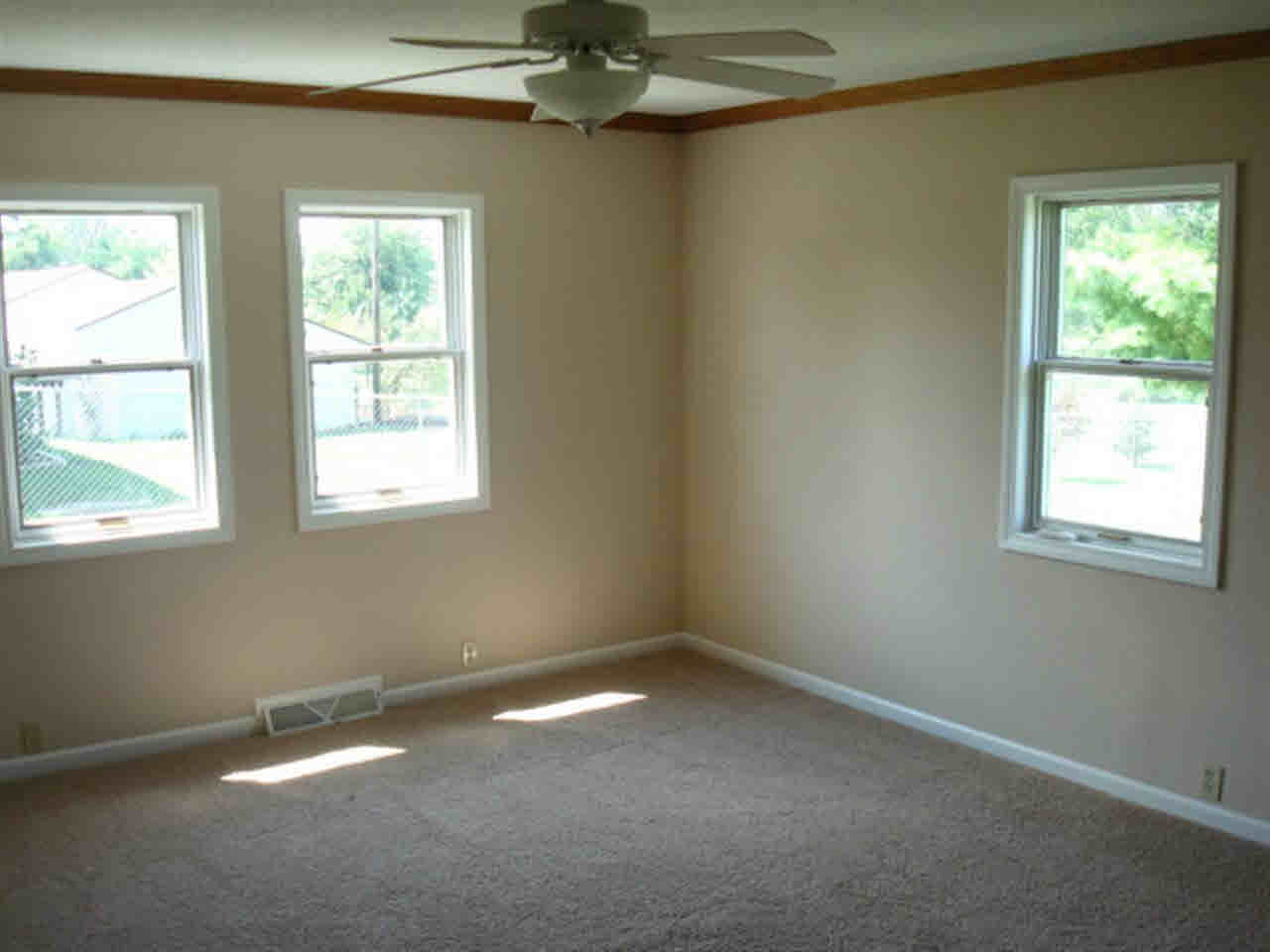 2205 S Lima Rd, Kendallville, IN 46755 photo 9