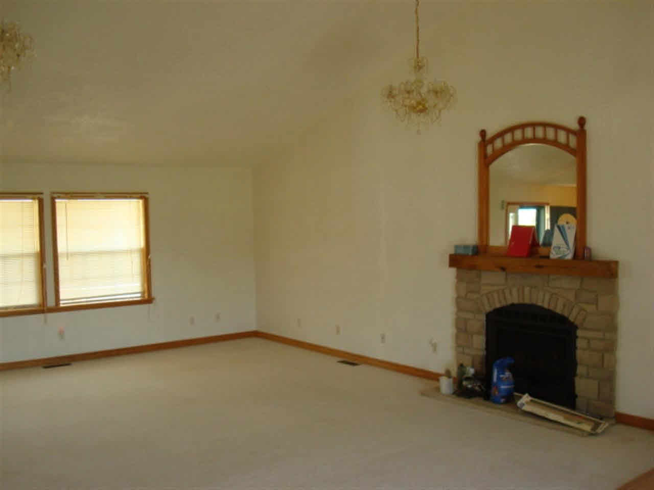 5540 E 700 S, Wolcottville, IN 46795 photo 4