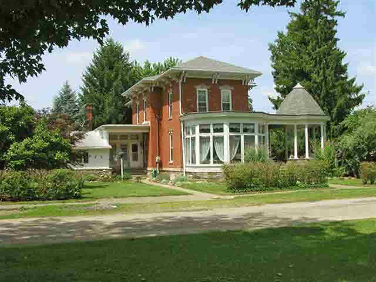 4905 S 150 W, Pleasant Lake, IN 46779 photo 1