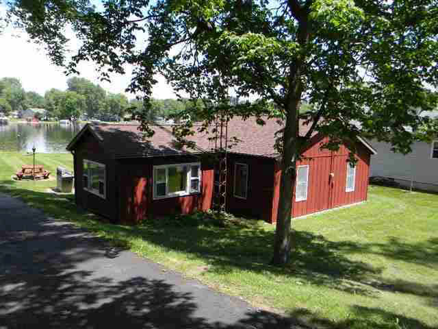 685 E 680 S Westler Lk, Wolcottville, IN 46795 photo 1