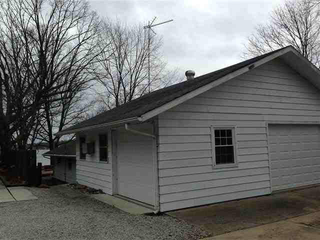 1195 Lane 221 Hamilton Lk, Hamilton, IN 46742 photo 4