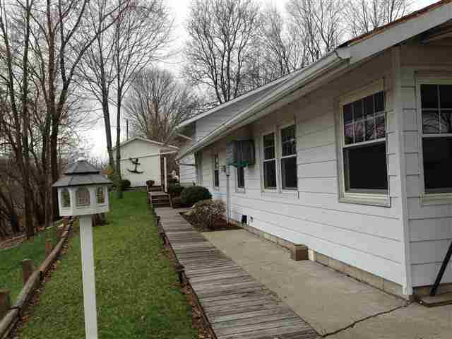 1195 Lane 221 Hamilton Lk, Hamilton, IN 46742 photo 3