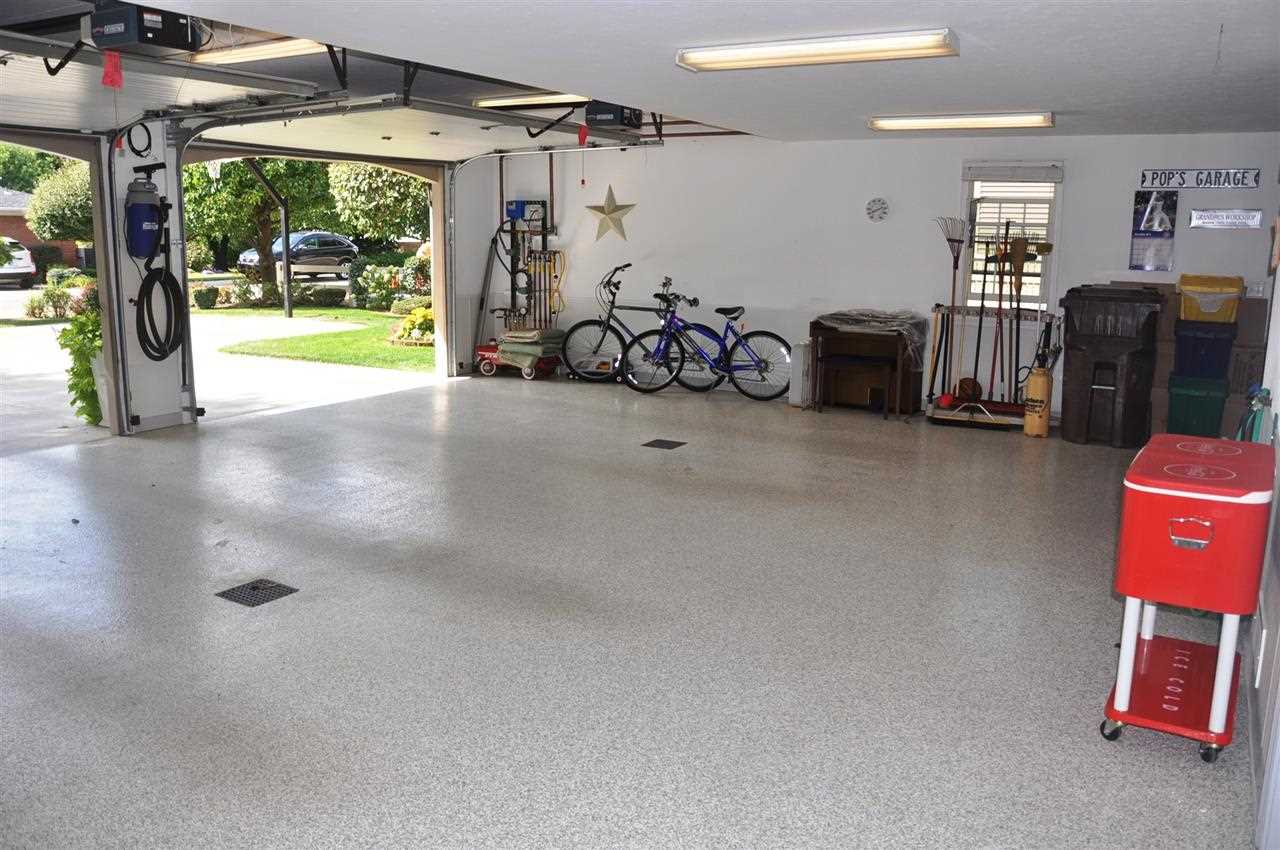 195 S Morton St, Shipshewana, IN 46565 photo 30