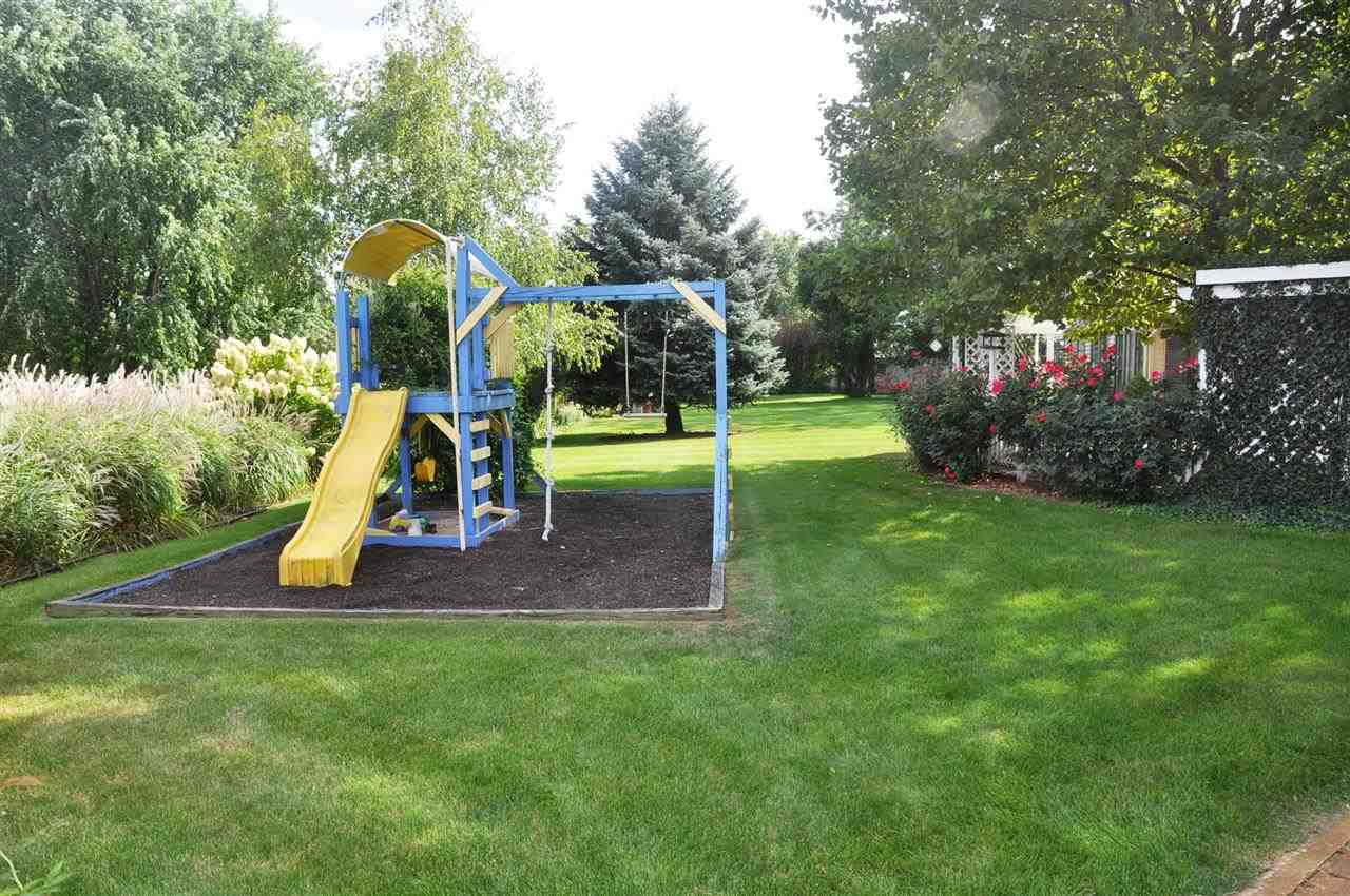 195 S Morton St, Shipshewana, IN 46565 photo 12