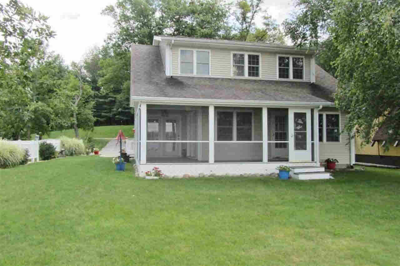 9325 E 490 S, Wolcottville, IN 46795 photo 2