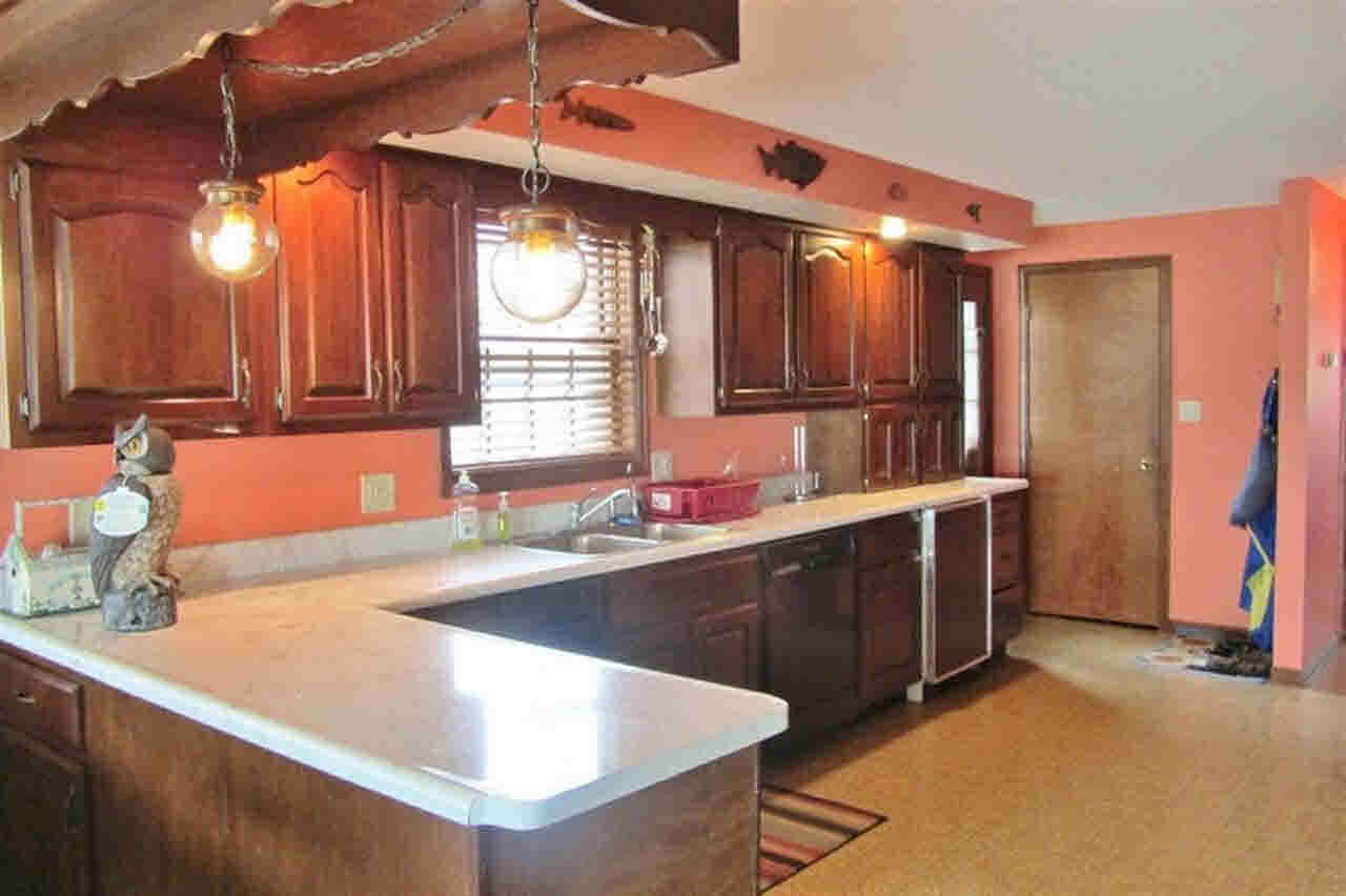 730 S Clear Lake Dr, Fremont, IN 46737 photo 7