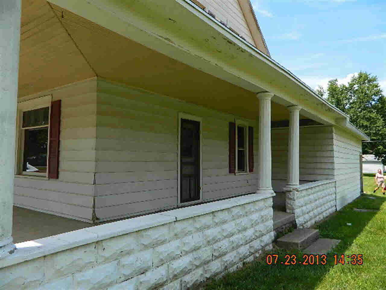 204 W Prairie St, Leesburg, IN 46538 photo 13