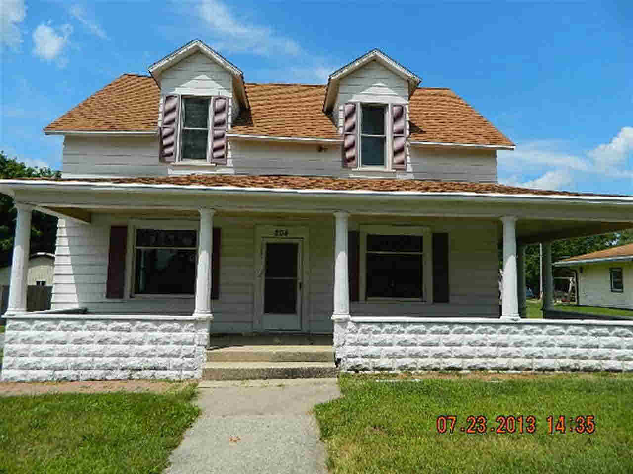 204 W Prairie St, Leesburg, IN 46538 photo 1