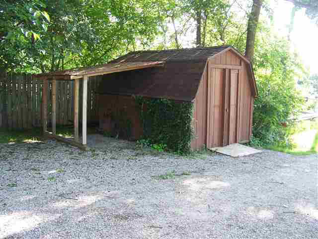 9411 N Koher Rd E, Syracuse, IN 46567 photo 2