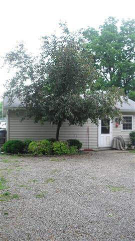 320 E Huntington St, North Webster, IN 46555 photo 3