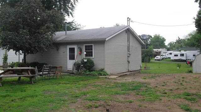 320 E Huntington St, North Webster, IN 46555 photo 6