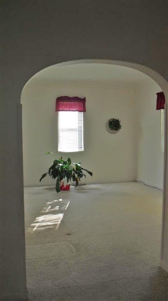 301 W High St, Syracuse, IN 46567 photo 2