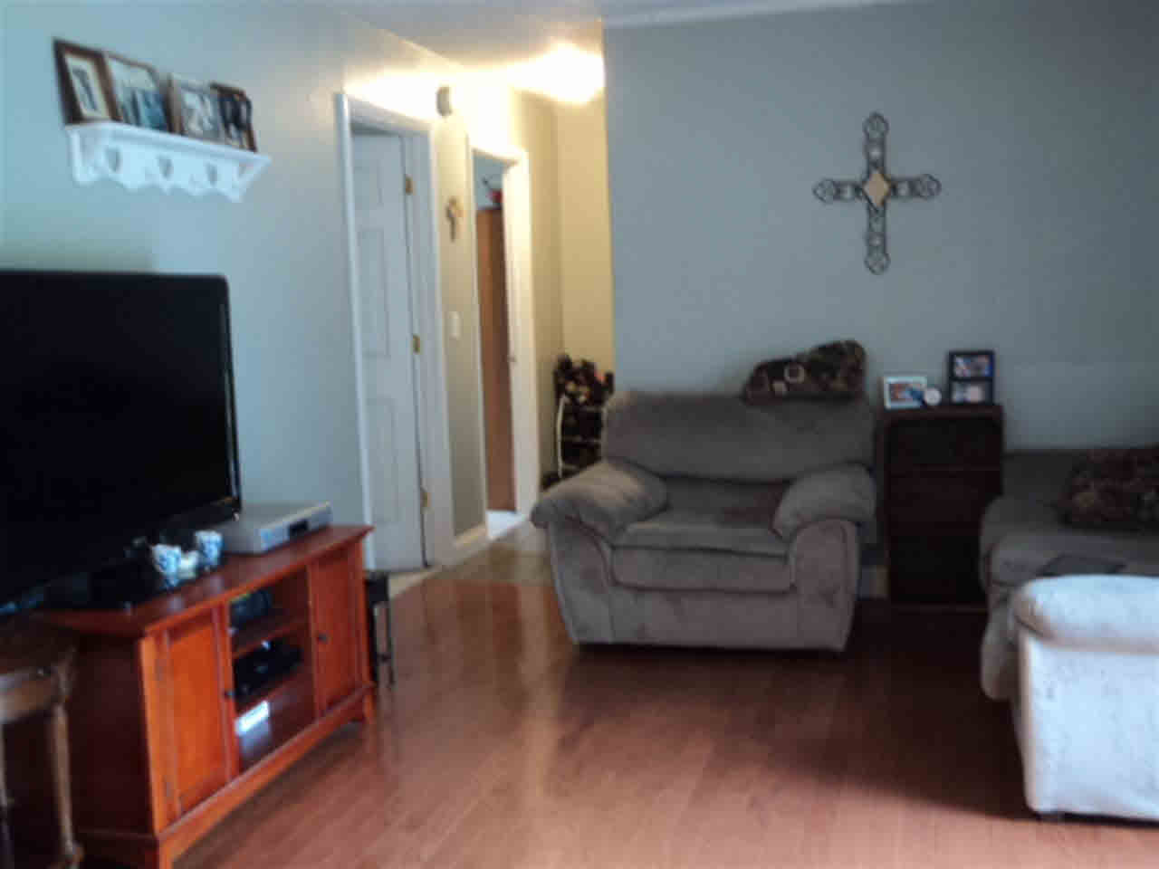 6327 N 300 E, Leesburg, IN 46538 photo 8
