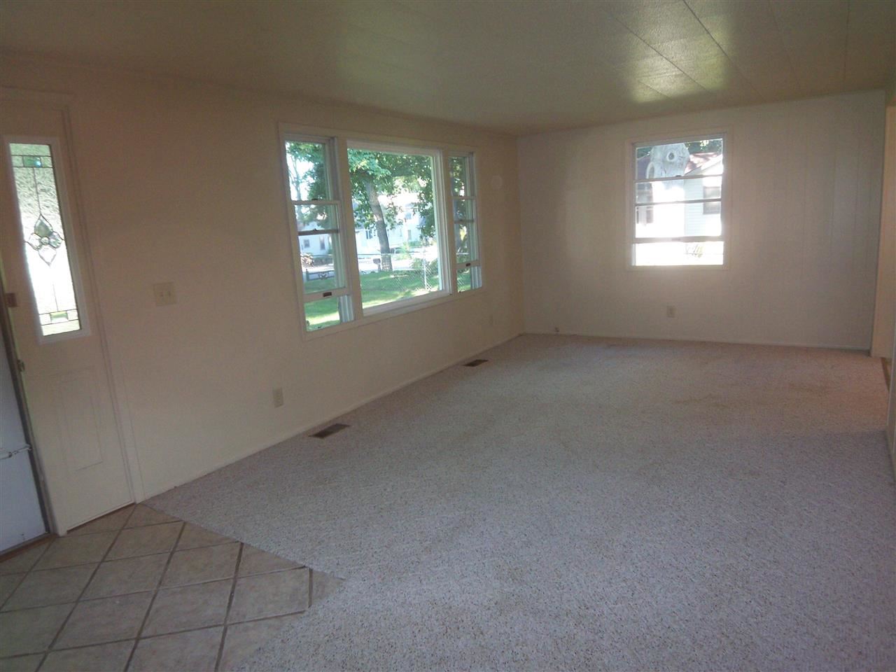 4338 N Sullivan Rd, Leesburg, IN 46538 photo 11