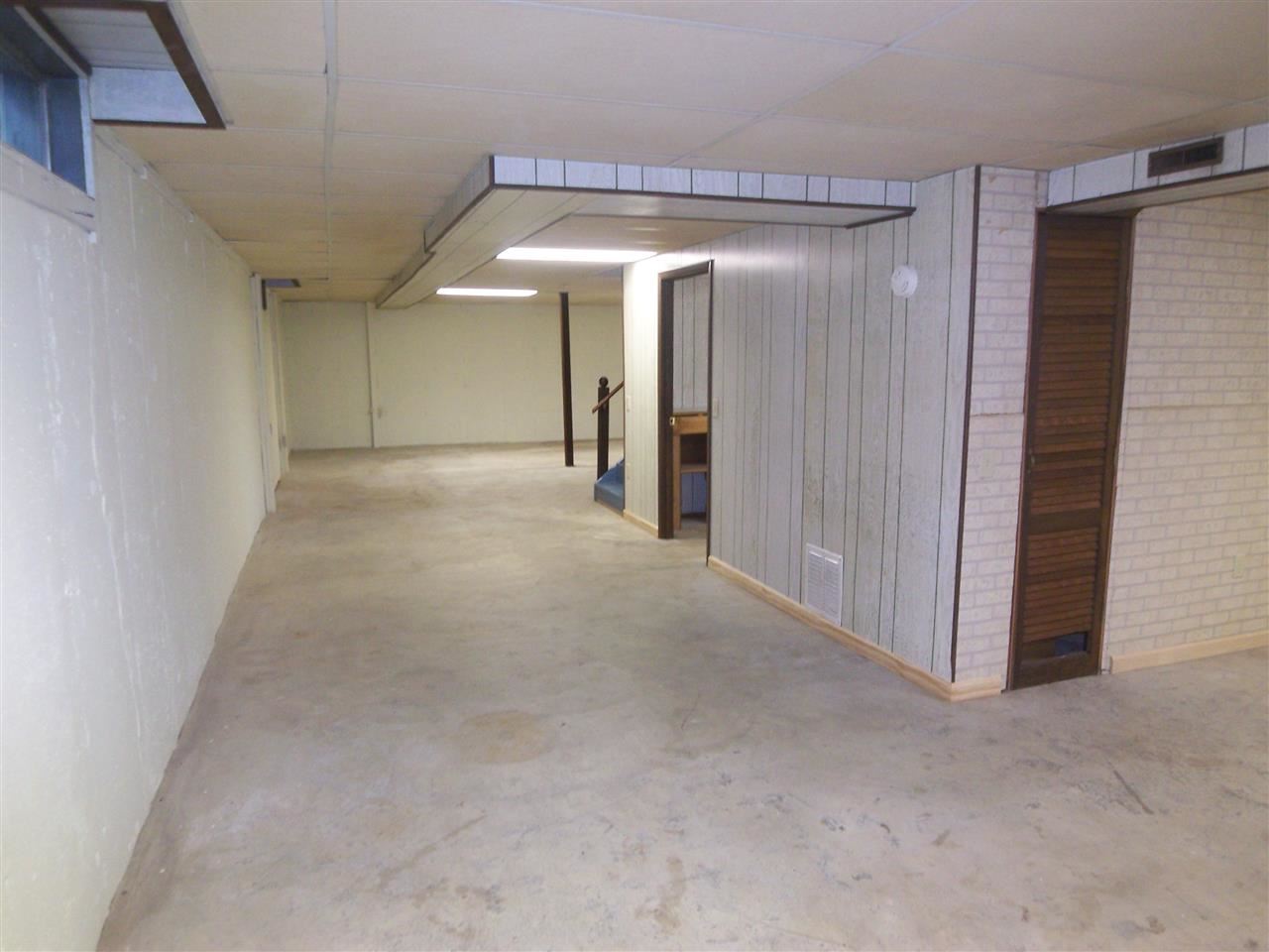 4338 N Sullivan Rd, Leesburg, IN 46538 photo 18