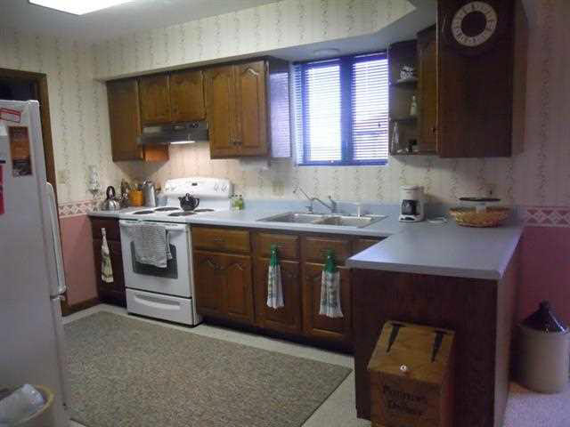 11717 W 450 N, Cromwell, IN 46732 photo 2