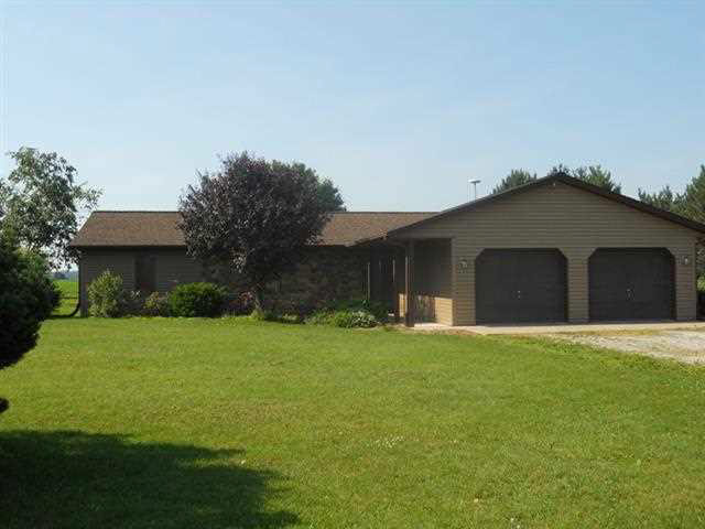 11717 W 450 N, Cromwell, IN 46732 photo 1