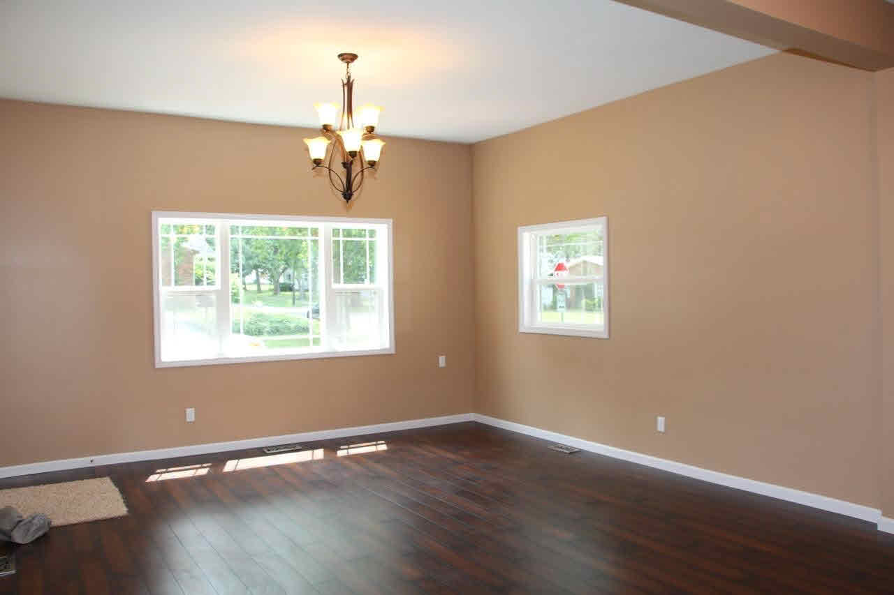 428 W Pike St, Warsaw, IN 46580 photo 3