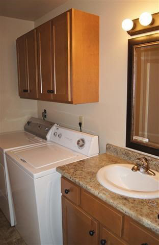 1318 Lincoln Hwy, Bourbon, IN 46504 photo 9