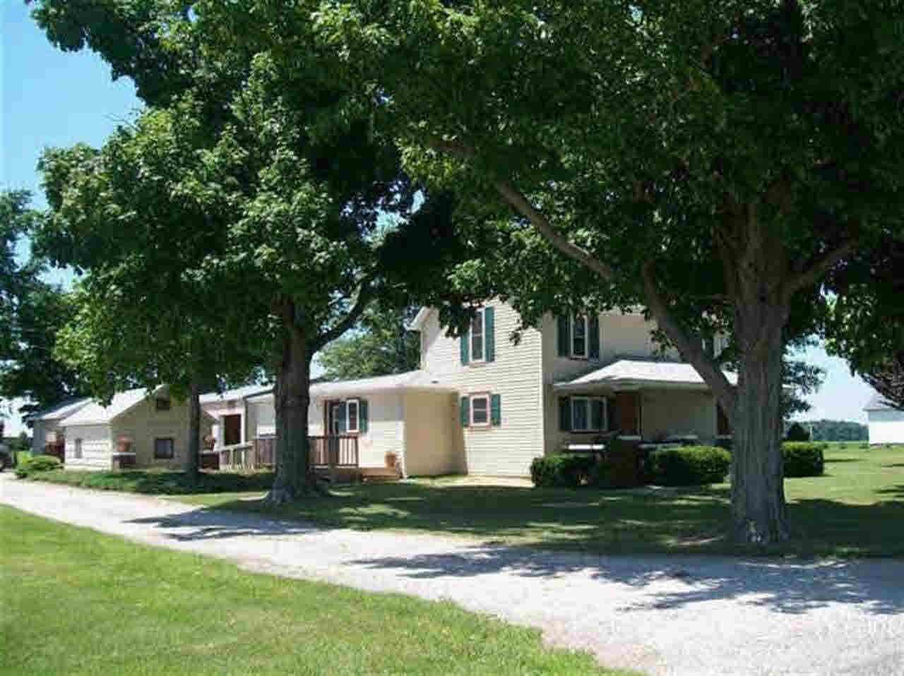 8070 S Washington Rd, Columbia City, IN 46725 photo 1