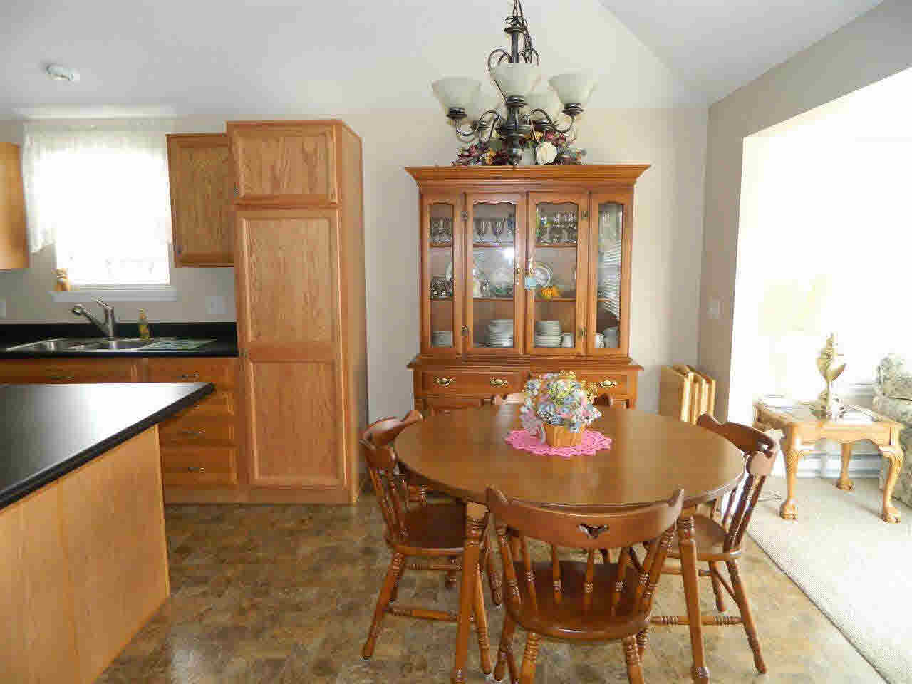 3749 Shawnee Dr, Warsaw, IN 46582 photo 3