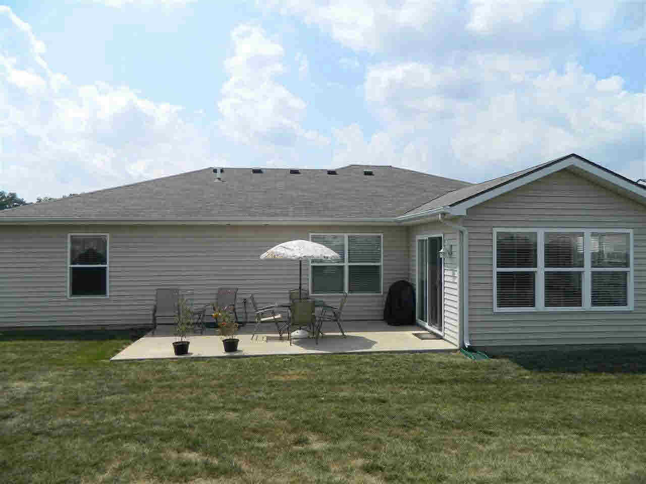 3749 Shawnee Dr, Warsaw, IN 46582 photo 10