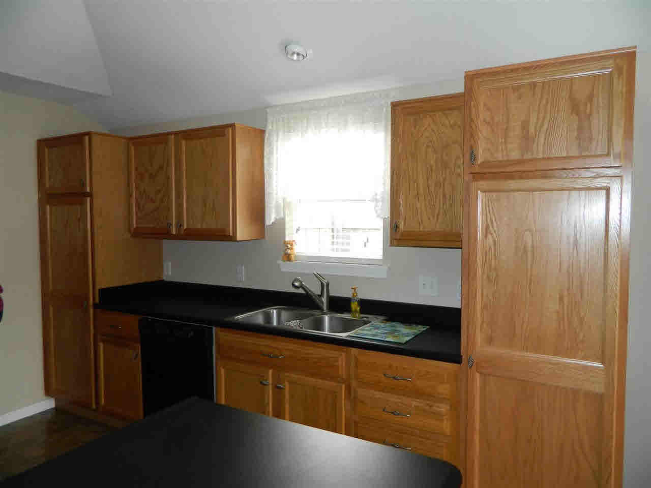 3749 Shawnee Dr, Warsaw, IN 46582 photo 4