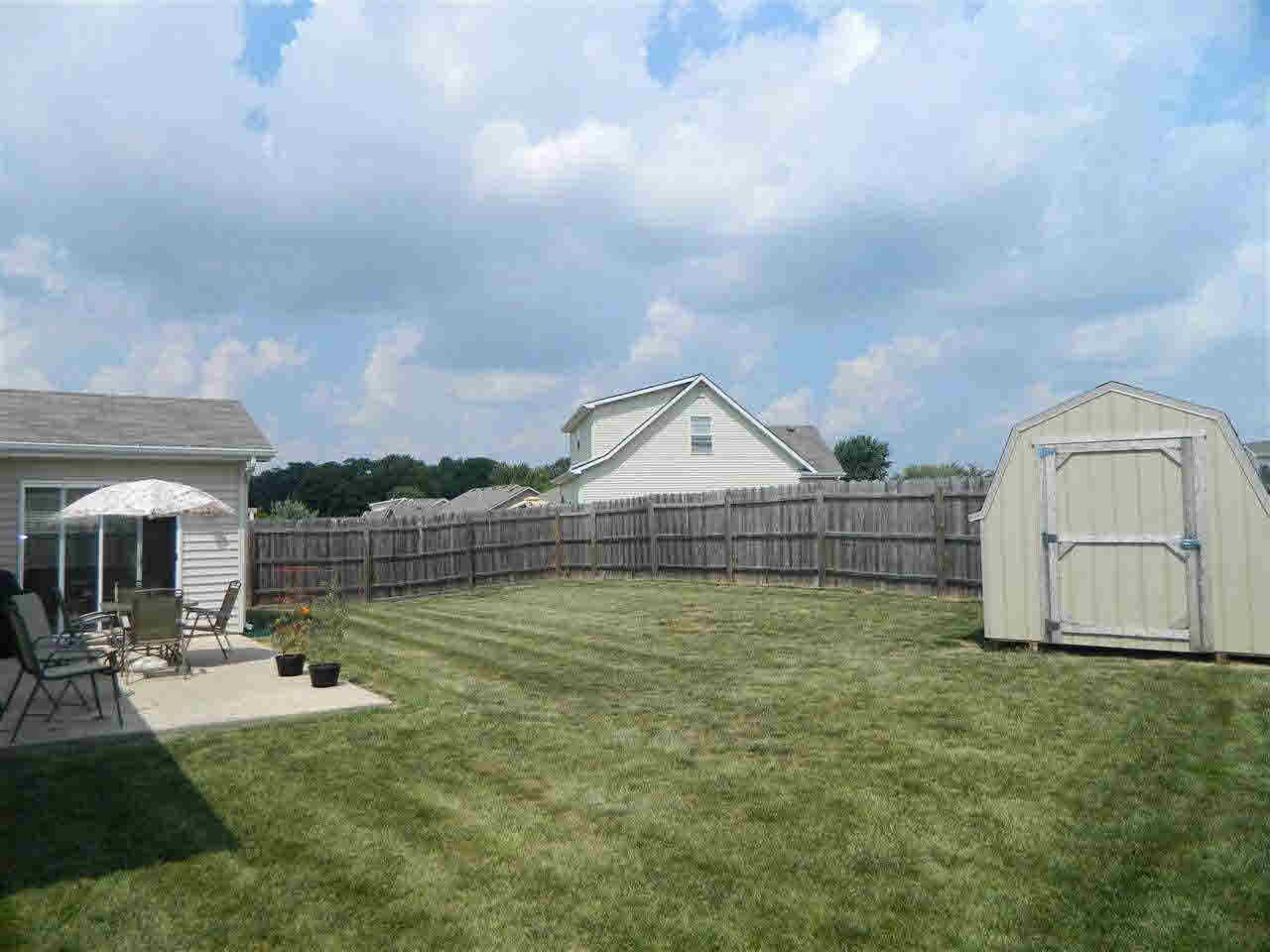 3749 Shawnee Dr, Warsaw, IN 46582 photo 11