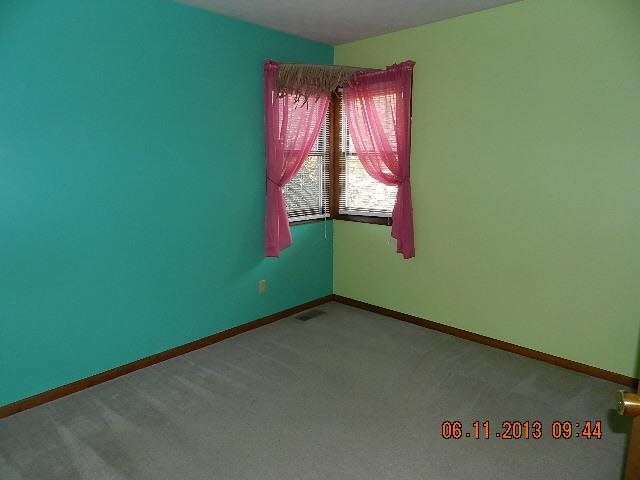 374 N Lincoln Park, Warsaw, IN 46582 photo 3