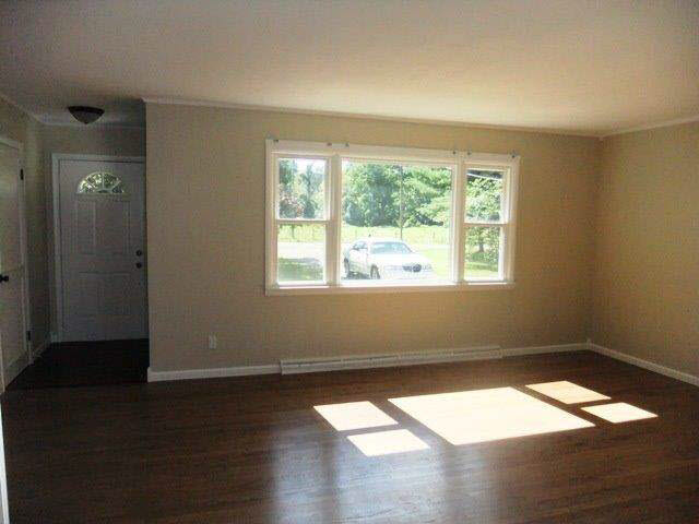 2448 S Packerton Rd, Warsaw, IN 46580 photo 3