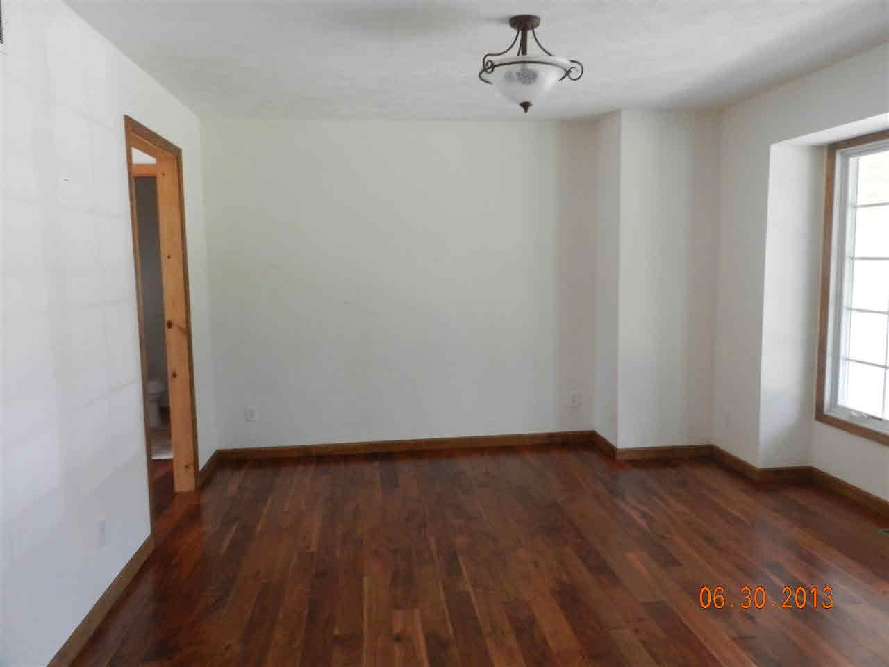 1721 W 1050 N, Wawaka, IN 46794 photo 5