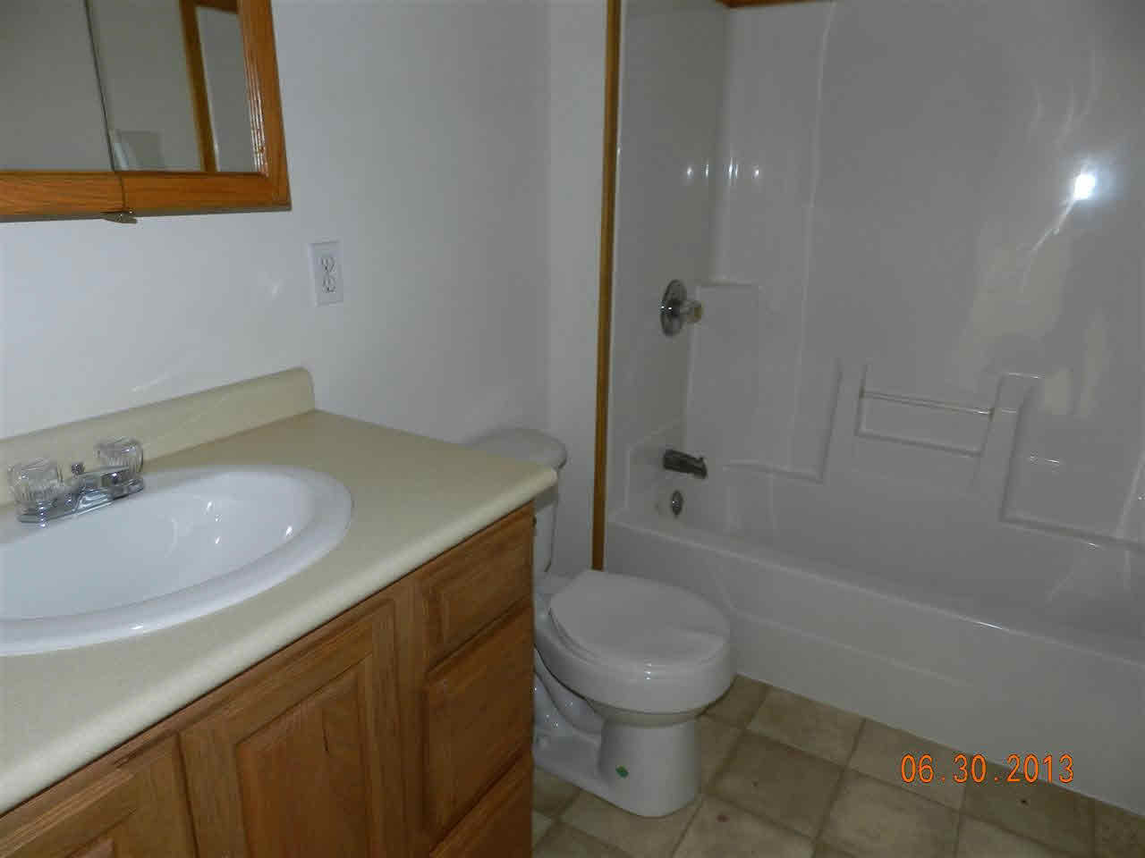 1721 W 1050 N, Wawaka, IN 46794 photo 8