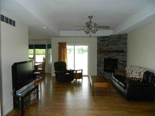 4262 N Aspen Dr, Warsaw, IN 46582 photo 6