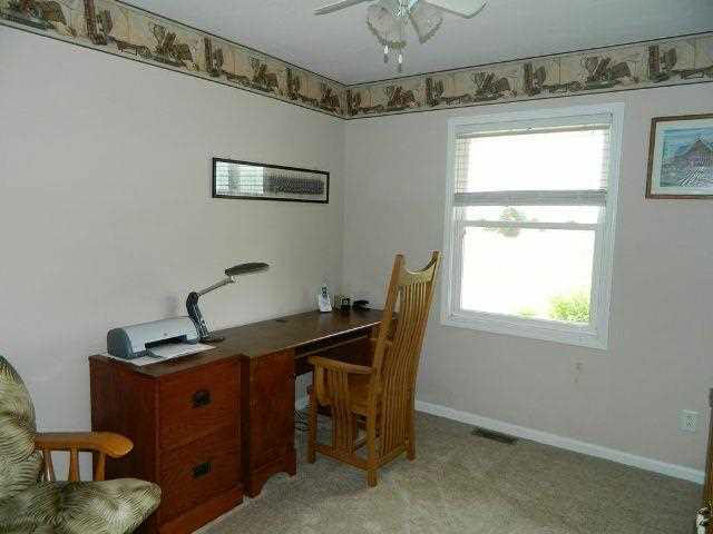 4262 N Aspen Dr, Warsaw, IN 46582 photo 11
