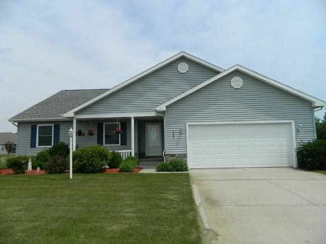 4262 N Aspen Dr, Warsaw, IN 46582 photo 1