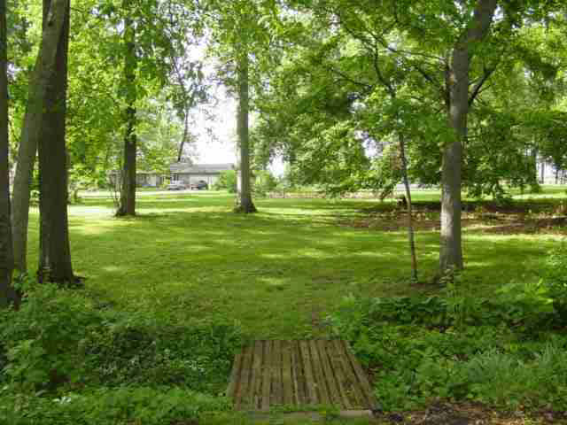 2410 E Kemo Ave, Warsaw, IN 46582 photo 3