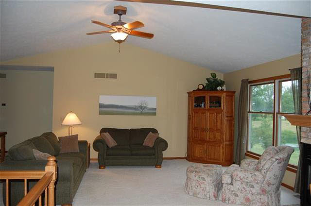 405 E Birchwood Ct, Warsaw, IN 46582 photo 6