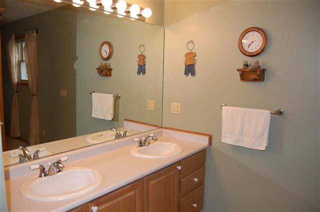 405 E Birchwood Ct, Warsaw, IN 46582 photo 12