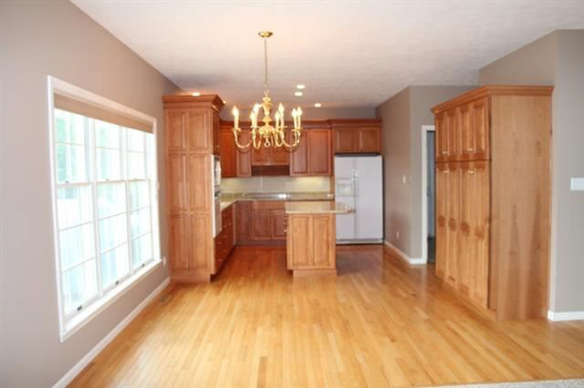 1860 W Primrose Ct, Warsaw, IN 46580 photo 9